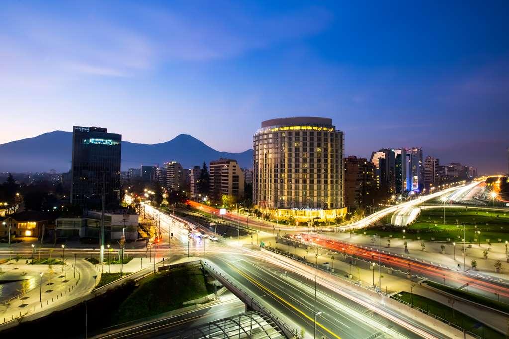 Отель Doubletree By Hilton Santiago Kennedy, Chile Экстерьер фото
